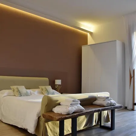 לינה וארוחת בוקר La Casa Nel Borgo Di Pierluigi Gonnella *