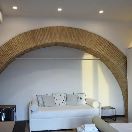 La Casa Nel Borgo Di Pierluigi Gonnella Frühstückspension