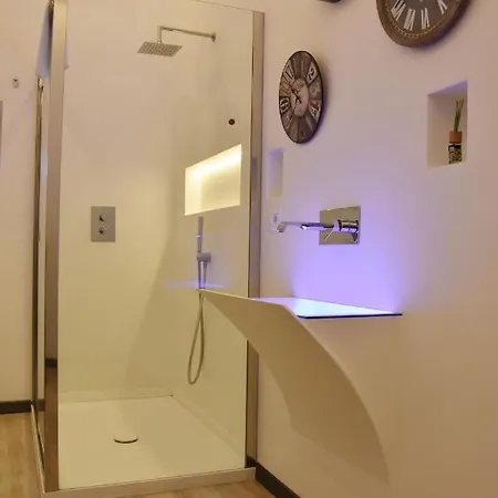 La Casa Nel Borgo Di Pierluigi Gonnella *