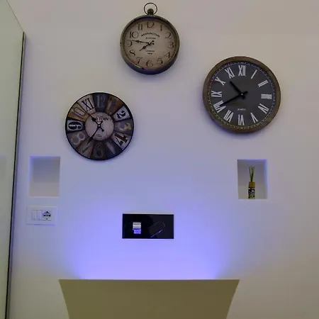 La Casa Nel Borgo Di Pierluigi Gonnella *